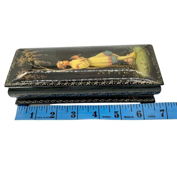 Vintage Russian Trinket Box Black Hand Painted Signed Boy Playing Flute EUC - Picture 7 of 9